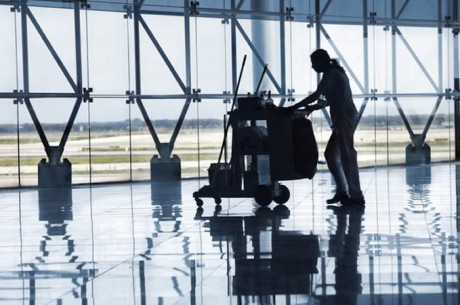 Consultanță și servicii resurse umane în domeniul serviciilor de curățenie – Retail & Aeroportul Otopeni